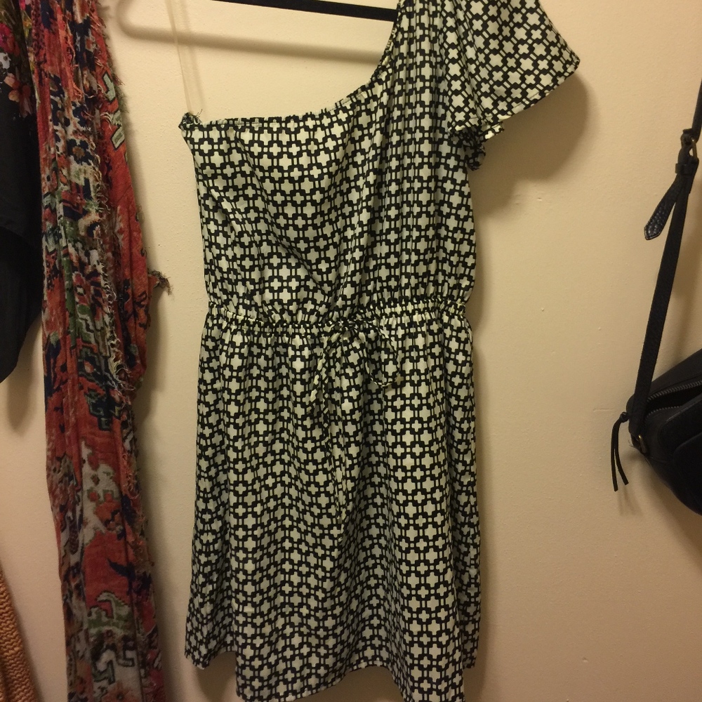 Francesca's One Shoulder Patterned A-line Dress